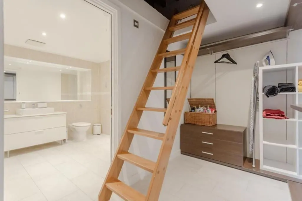 Luxury 1Bed In Converted Warehouse Next To London Excel Apartment 0*,  United Kingdom