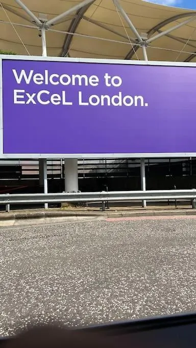 Apartament Luxury 1Bed In Converted Warehouse Next To London Excel 0*,